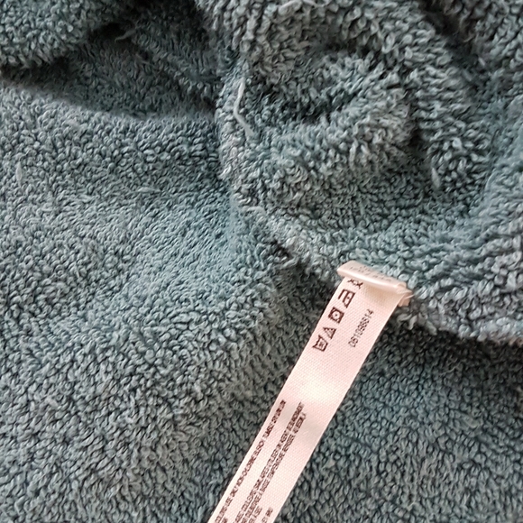 🎉Sold On Market Place🎉 - NWT Free people  Free spirit hoodie size XSmall - Picture 3 of 4